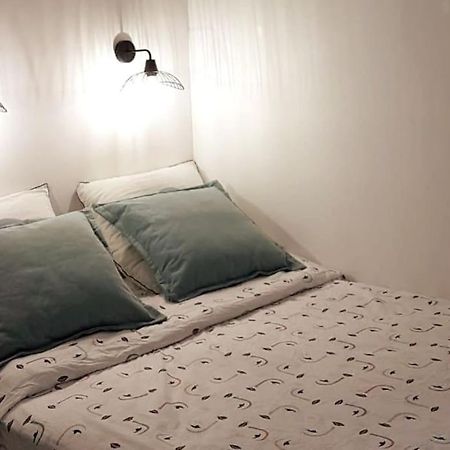 Studio Cosy, Quartier Canal Saint-Martin Párizs Kültér fotó